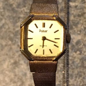 Pulsar Quartz Watch - Working Condition